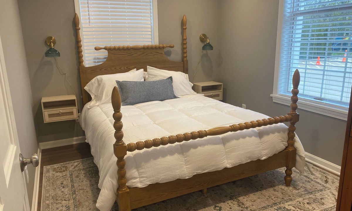 Hudson Apartment | The Nook on Main St.