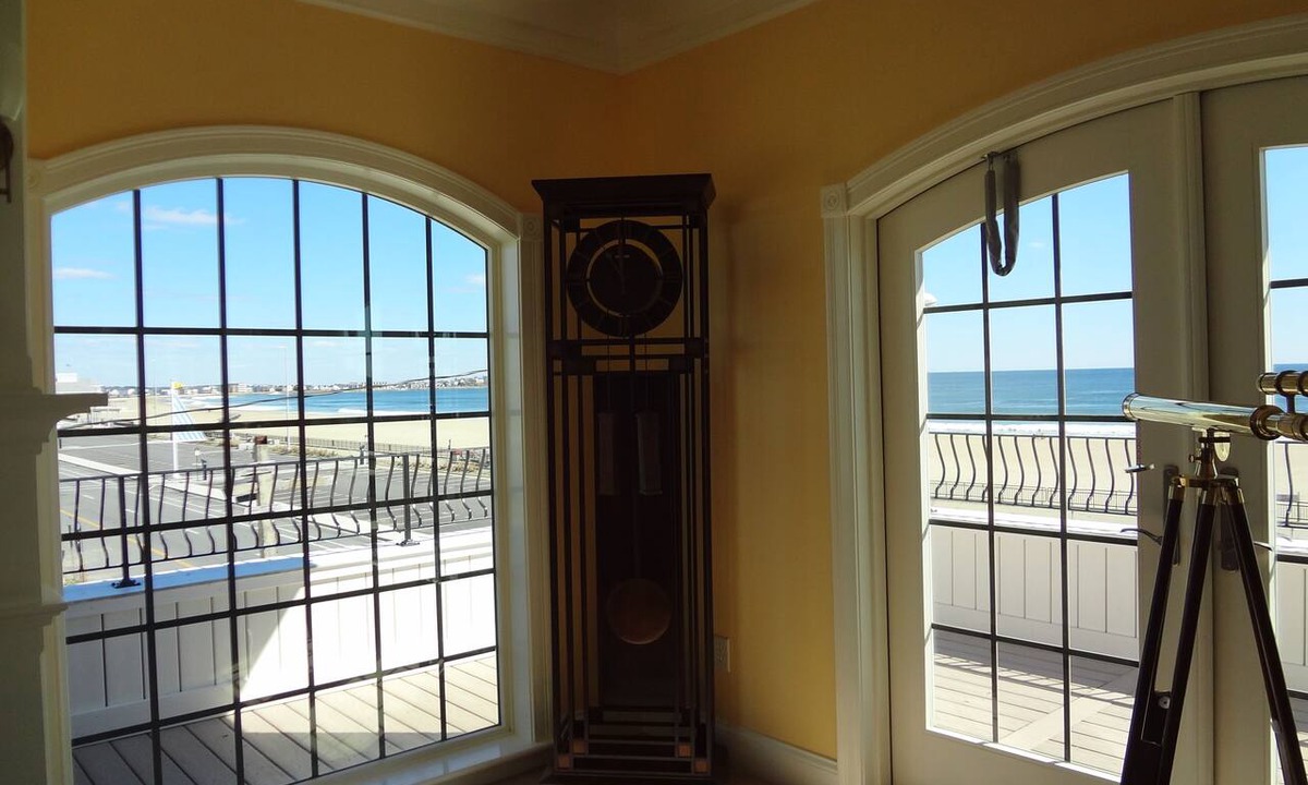 Hampton Condo | The Penthouse at Hampton Beach Overlooking The Atlantic Ocean and Hampton Beach