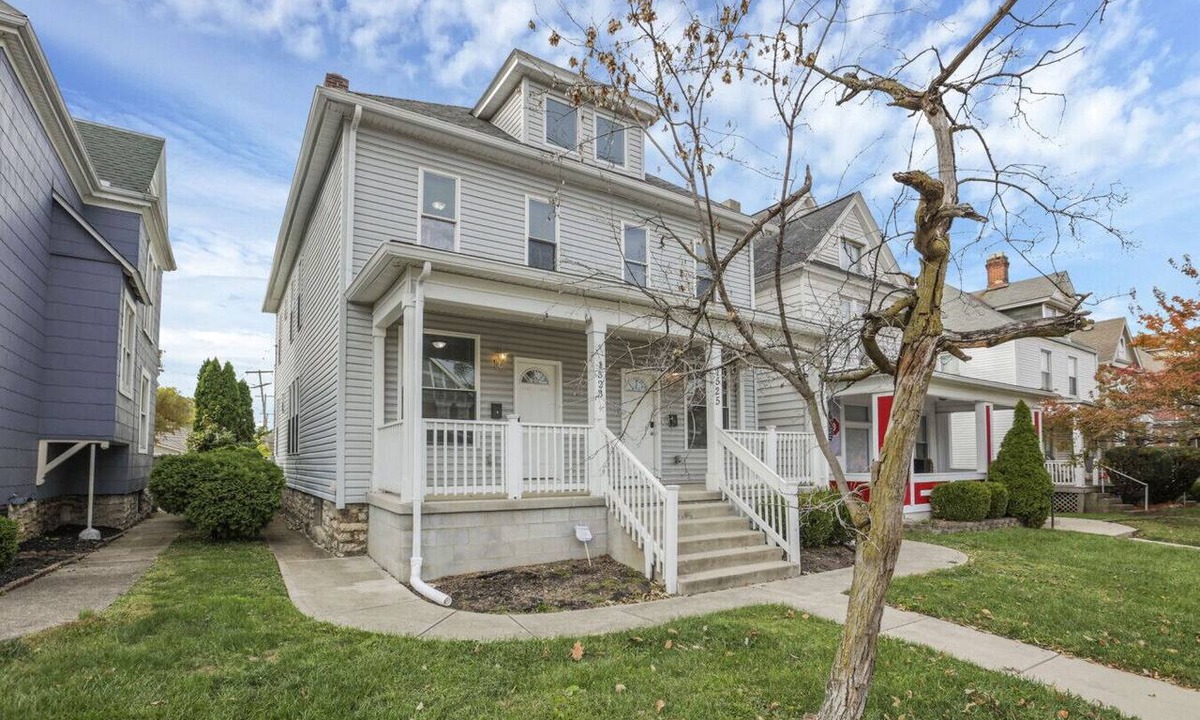 Weinland Park House | The Summit Street `25