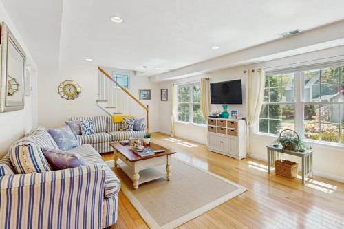 West Yarmouth House | The Yarmouth Anchor - 14