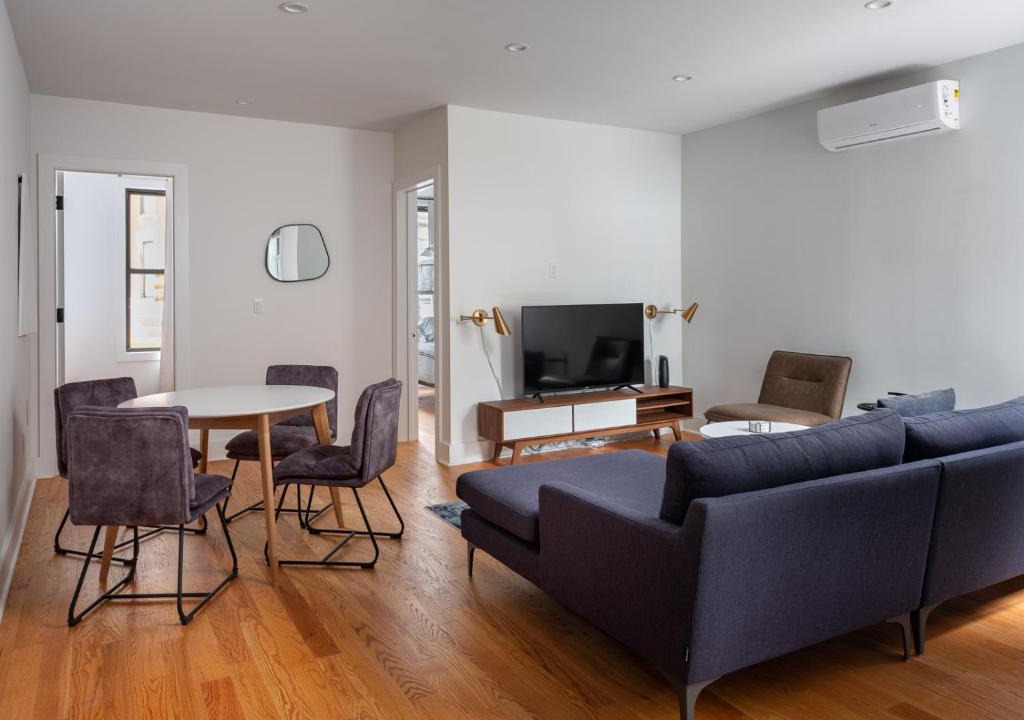 Greenpoint Apartment | Three Bedroom Brooklynite Condo-Hotel Suite!