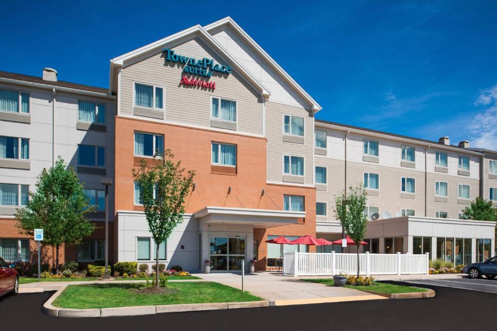 North Kingstown Hotel | TownePlace Suites by Marriott Providence North Kingstown