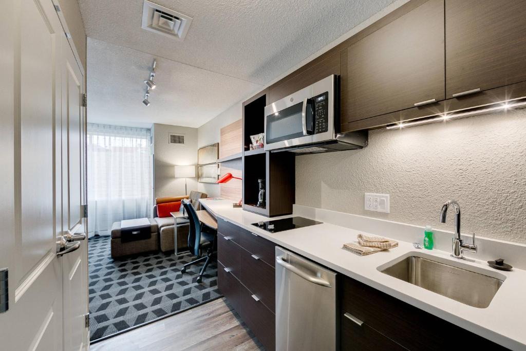 Liberty Hotel | TownePlace Suites by Marriott Kansas City Liberty