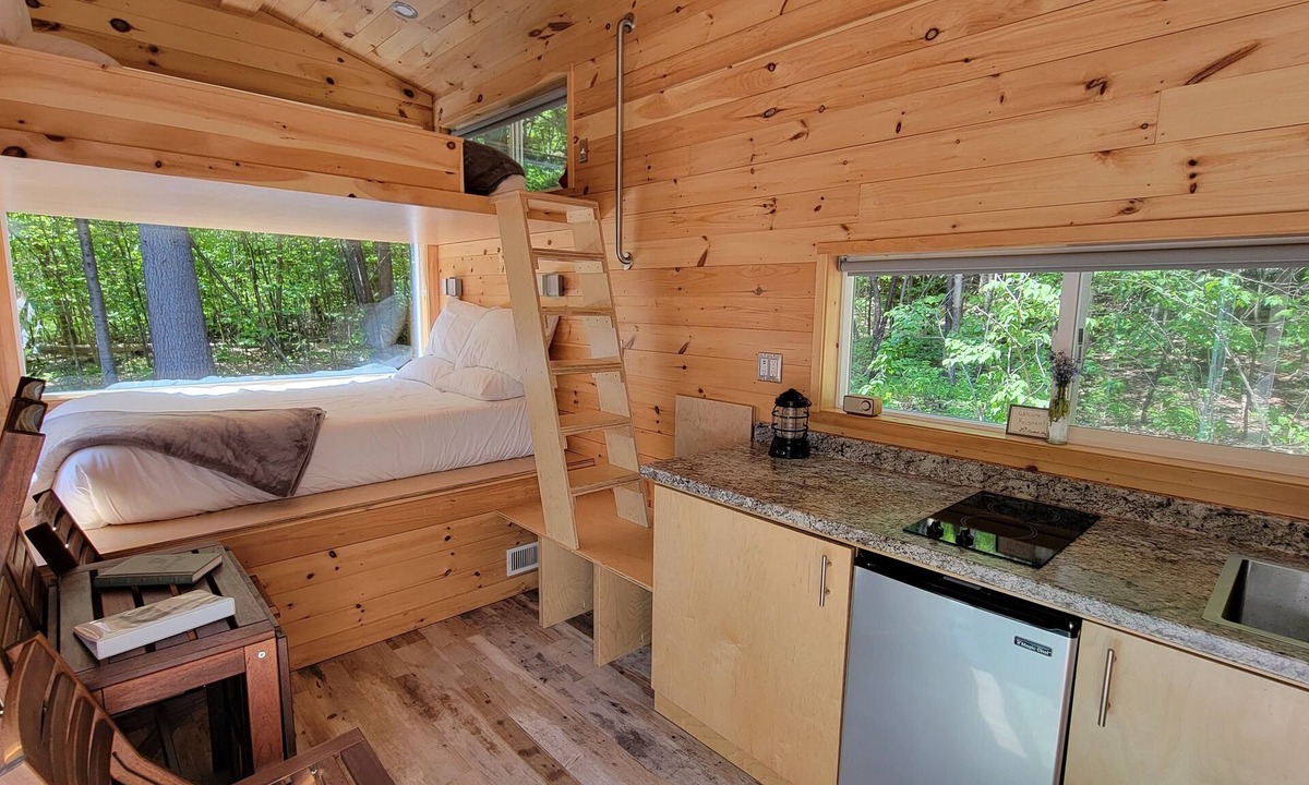 Dorchester Apartment | Trailside Stays - Tiny House in the Woods-Escape to Nature. Cardinal