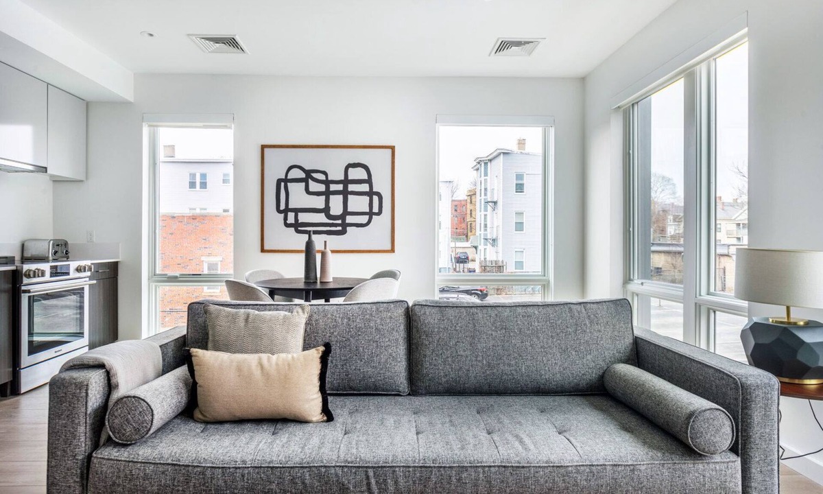Central Square Apartment | Trendy Central Square 3BR w/W/D near MIT & Kendall Square, by Blueground