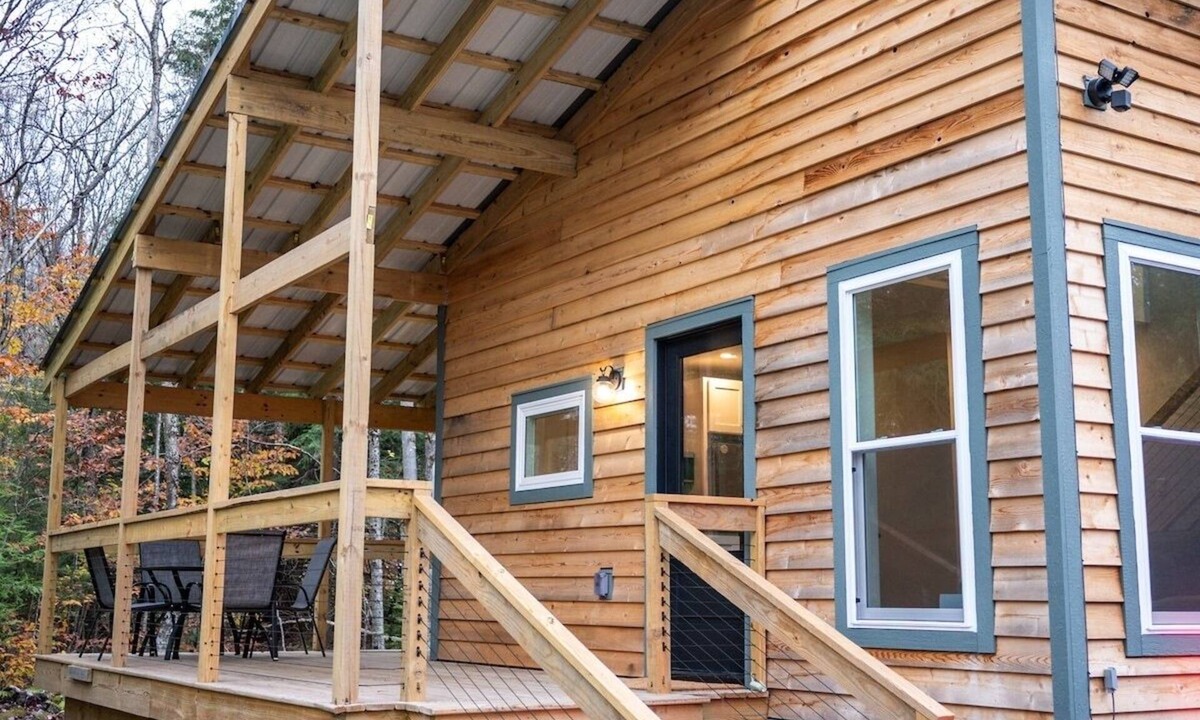 Canaan Heights Apartment | Trout Lily Cottage at The Fens