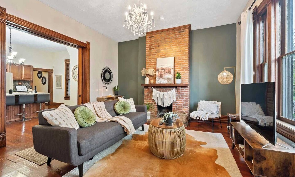 Victorian Village House | Unwind and relax in this idyllic Short North hangout.