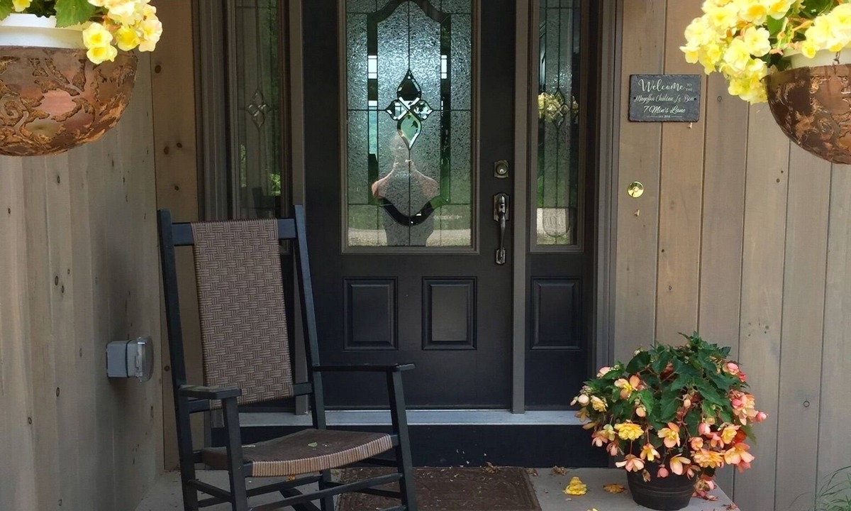 Underhill House | Upscale Loft Queen BR's in home with stunning Green Mountain & Adirondack views