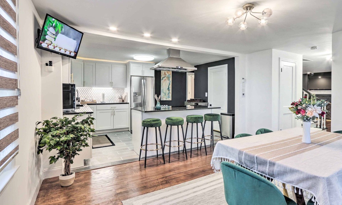 Waterbury Cottage | Upscale Waterbury Retreat w/Indoor Hot Tub!