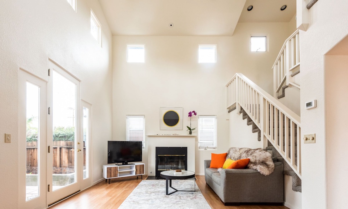 Oak Park House | Uptown cape code home