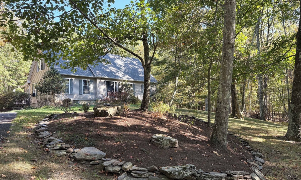 Copake Lake House | Vacation Home w/Private Heated Pool on 6 Acres Near Copake Lake/Catamount Ski