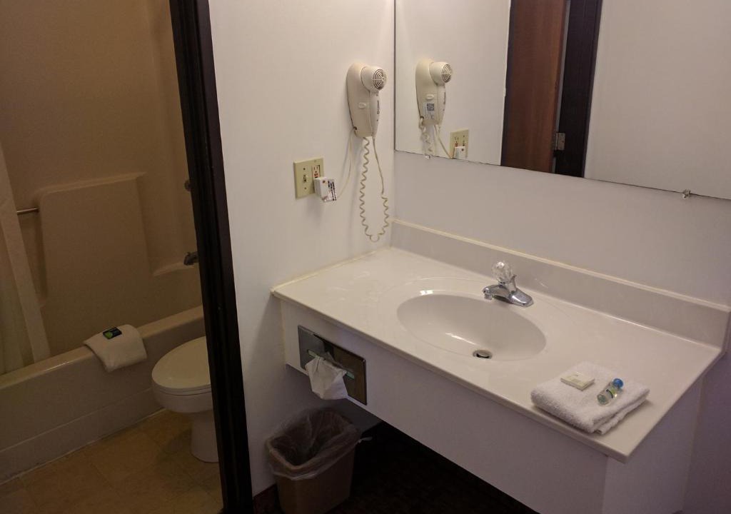 Etters Hotel | Value Inn Harrisburg-York