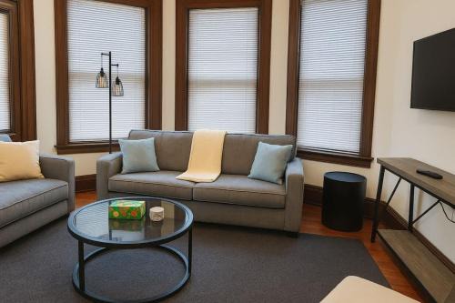 Hough House | Victorian Cozy Retreat Steps to Cleveland Clinic
