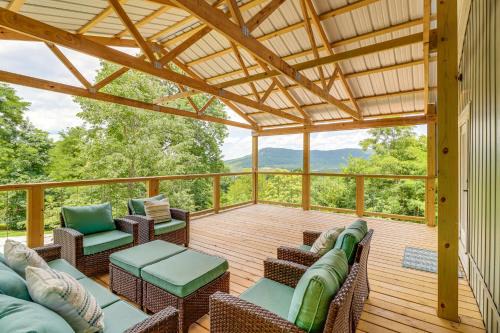 Parthenon House | Views on 12 Acres: Ozark Mountain Cabin!