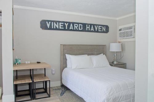 Tisbury Apartment | Vineyard Harbor Motel