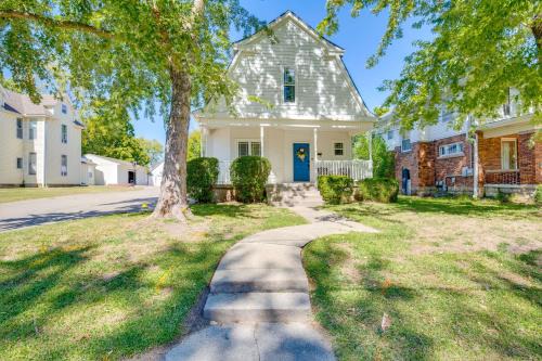 Warrensburg House | Walk to Dtwn Warrensburg: Cozy Family Home!