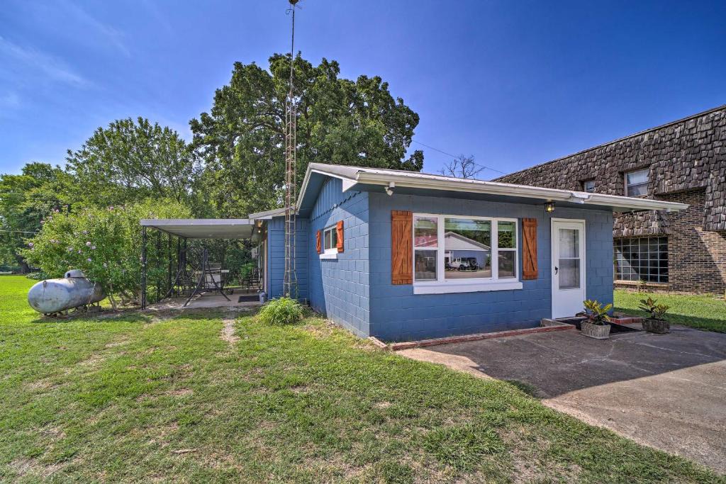 Tia Juana House | Walk to Lake: Historic Disney Home