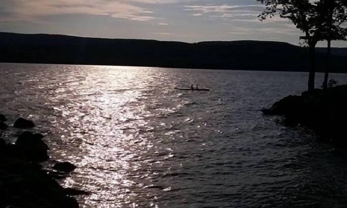 Belgrade Lakes House | Walking distance to pond and village, everything you need for a great getaway.