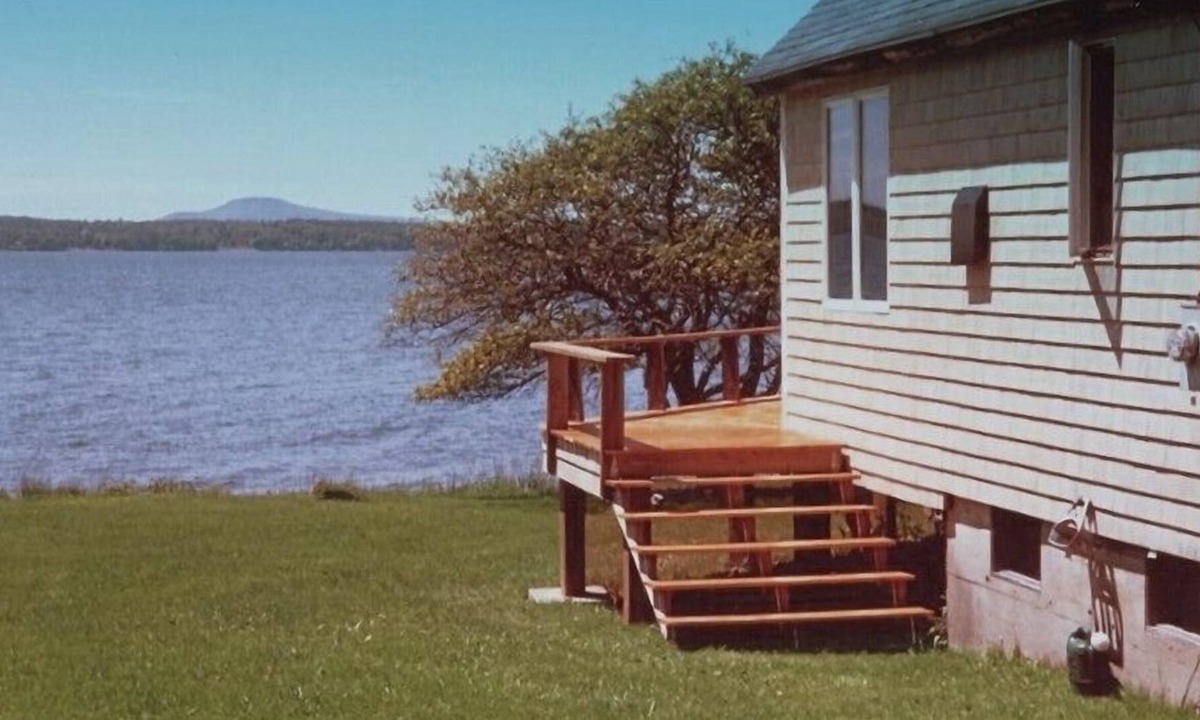 Trenton Cottage | Waterfront Cottage near Acadia National Park, Mount Desert Island & Bar Harbor