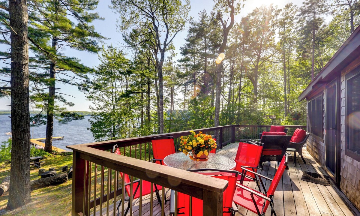Bradley Cabin | Waterfront Maine Vacation Rental w/Private Dock