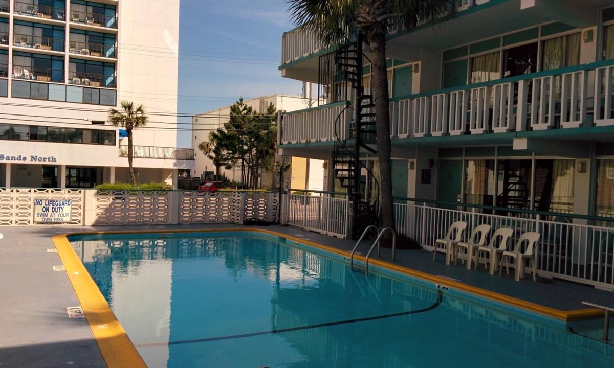 Downtown Myrtle Beach Hotel | Wayfarer Motel