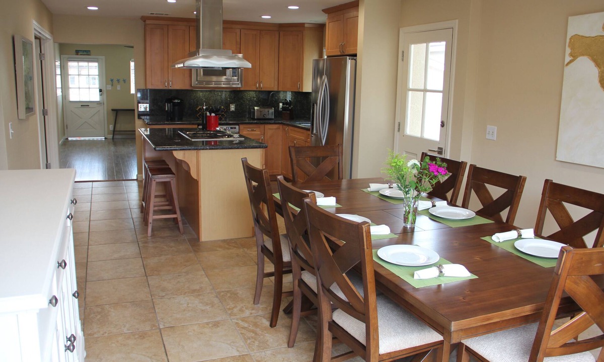 Shell Beach House | Well-Furnished Oceanside Home!
