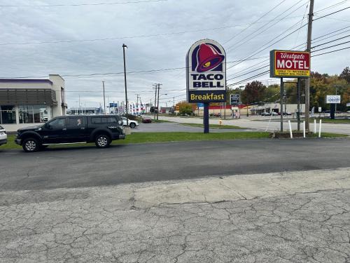Austintown Hotel | Westgate Manor Motel Austintown & Youngstown OHIO