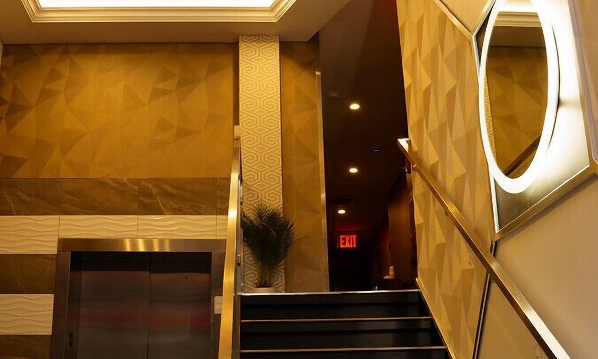 Soundview Hotel | Wheeler Hotel