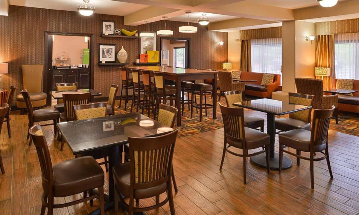 Steubenville Hotel | Wingate by Wyndham Steubenville