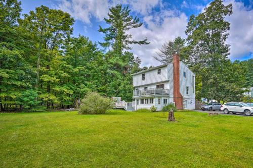 Woodstock House | Woodstock Getaway w/Hot Tub ~ 2 Mi to Dtwn!