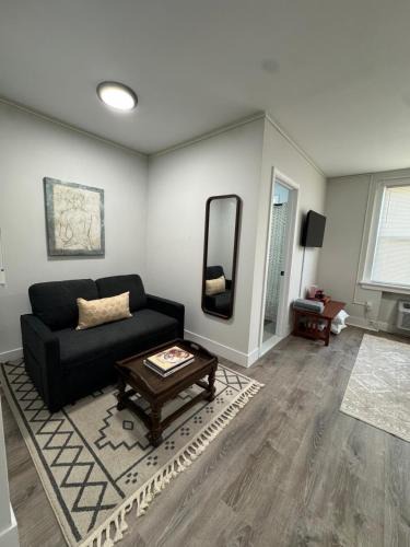 Dwight Apartment | Yale Casa Blanco