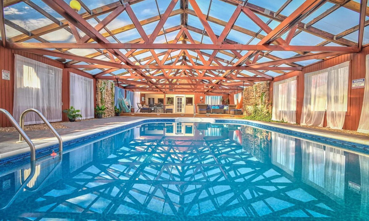 Independence House | Your Private Oasis with Indoor Salt Water Pool Close to Chiefs + Soccer and more