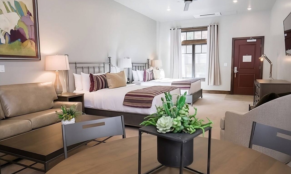 Zion National Park South Entrance Hotel | Zion Stay | 1 Unit | Queen Rooms Near Zion National Park Entrance