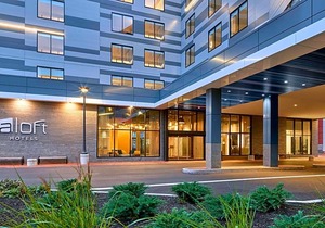 3-Star Hotel ∙ Aloft Portland Maine