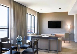 4-Star Hotel ∙ AC Hotel by Marriott Portland Downtown/Waterfront, ME