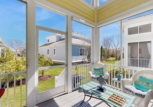 Bayside Resort dog-friendly townhouse w/tennis court access, WiFi, and balcony