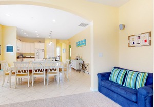 Bayside Resort house w/basketball court, fireplace, gym, and golf on-site