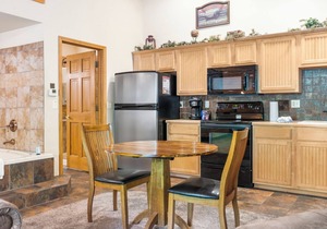 Cozy Walk-in Cabin with Fireplace, Jacuzzi, and Private, Covered Balcony