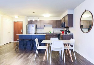 Kasa | Work Remotely + Contactless Check-In | Minneapolis