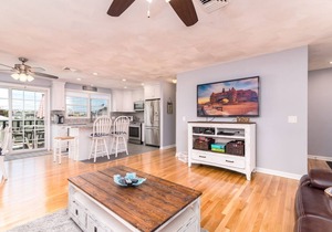 Located in the Heart of Narragansett Pier, Spacious, Gorgeous & Steps to Everything!