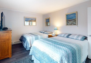 Oceanside Beach Condo w/Private Washer/Dryer, Shared Pool, Free WiFi, Balcony