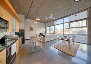 Spacious Loft in Trendy Gulch Neighborhood!