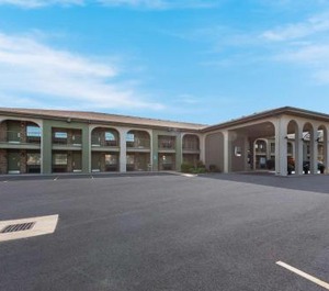 Executive Inn 