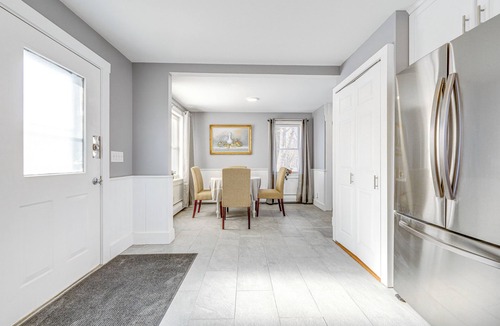 Rockland House | 1/2 Mi to Dtwn & Harbor Park: Home w/Large Yard!