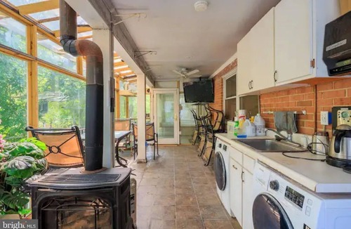 Wheaton-Glenmont House | 1 bed/private bath/not an apartment/walk to metro
