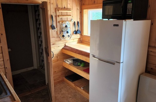 Errol House | 1 Bedroom house with direct trail access