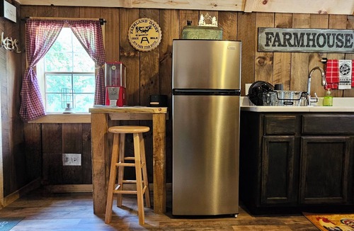 Freeman Cabin | 1 BR/1BR Lofted Cabin West Virginia Hatfield McCoy ATV Trails