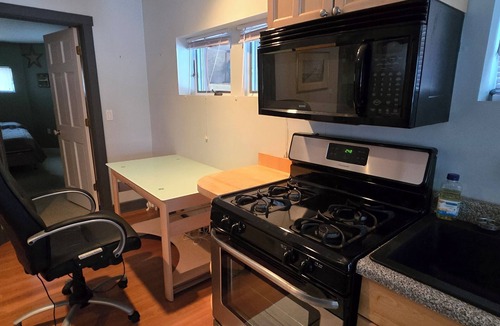 Owls Head Apartment | 1-BR waterfront apt with wood-burning sauna & pool table