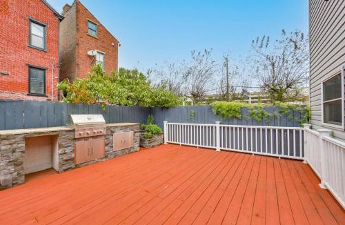 East Allegheny House | 1 Mi to Dtwn: Walkable Gem in Pittsburgh