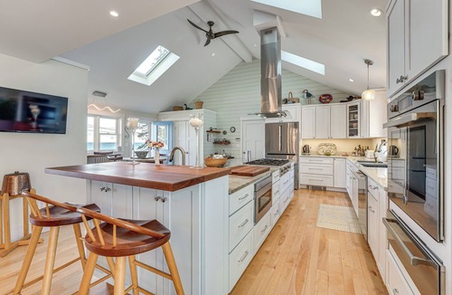 Port Clyde House | < 1 Mi to Port Clyde Village: Modern Retreat